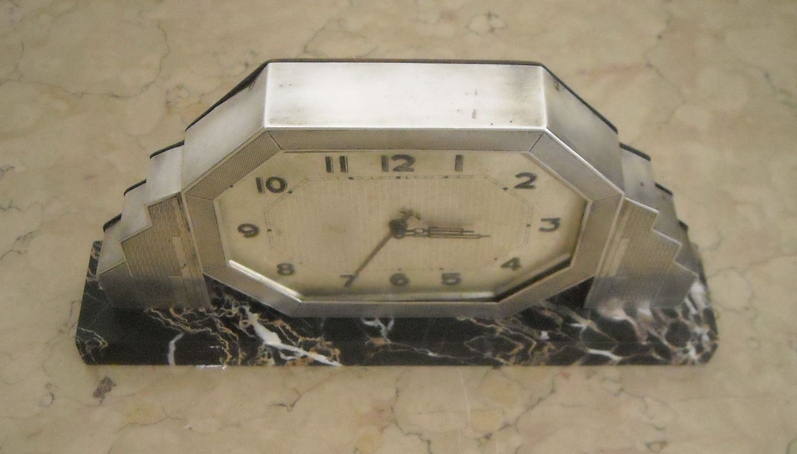 Art Deco, Pregevole Antico Orologio, Argenteria d'Epoca, Design, Decorativo, Utile immagine 1