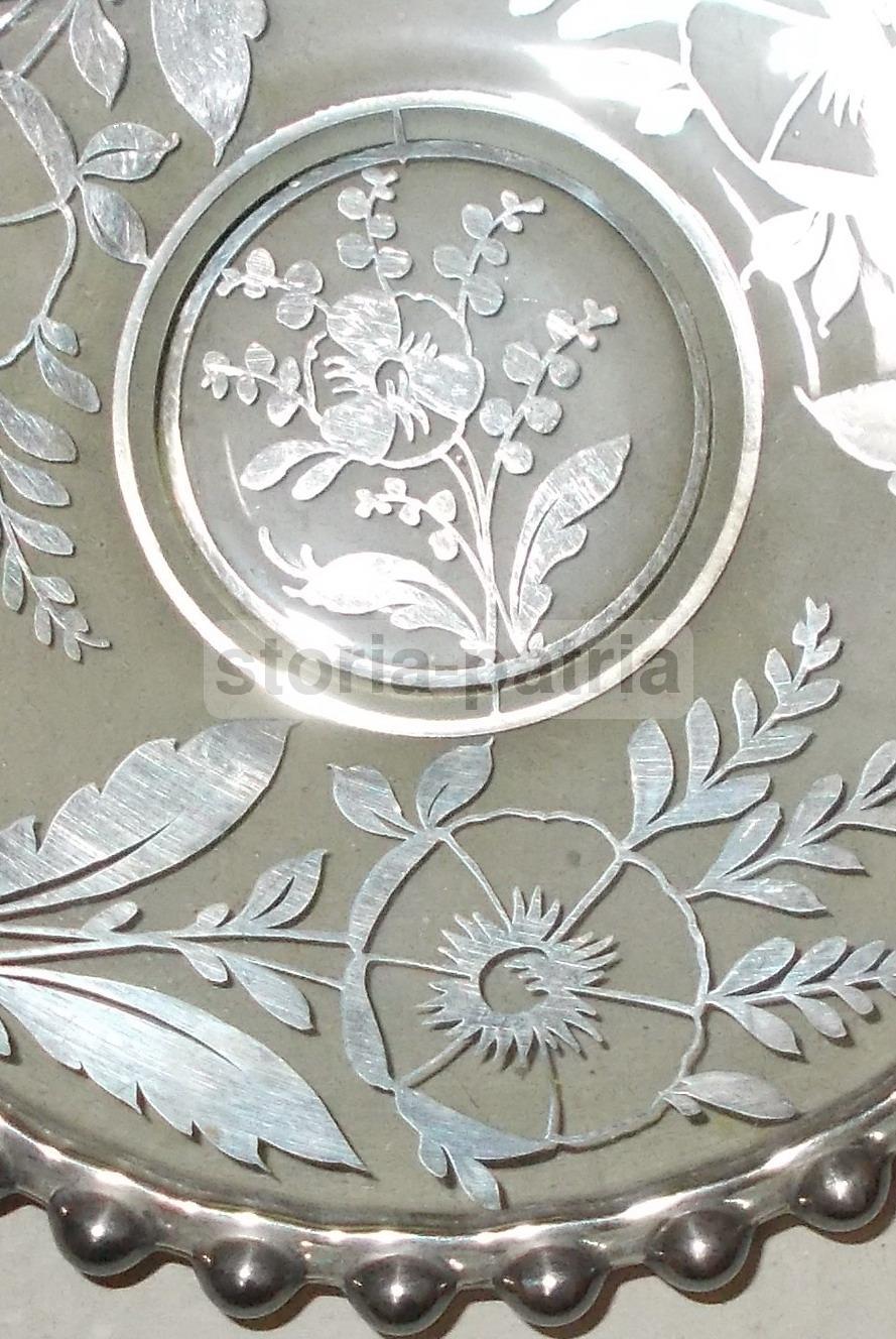 Arte Decorativa Del Novecento, Vetri Da Collezione, Con Pregevole Decoro Floreale immagine 3