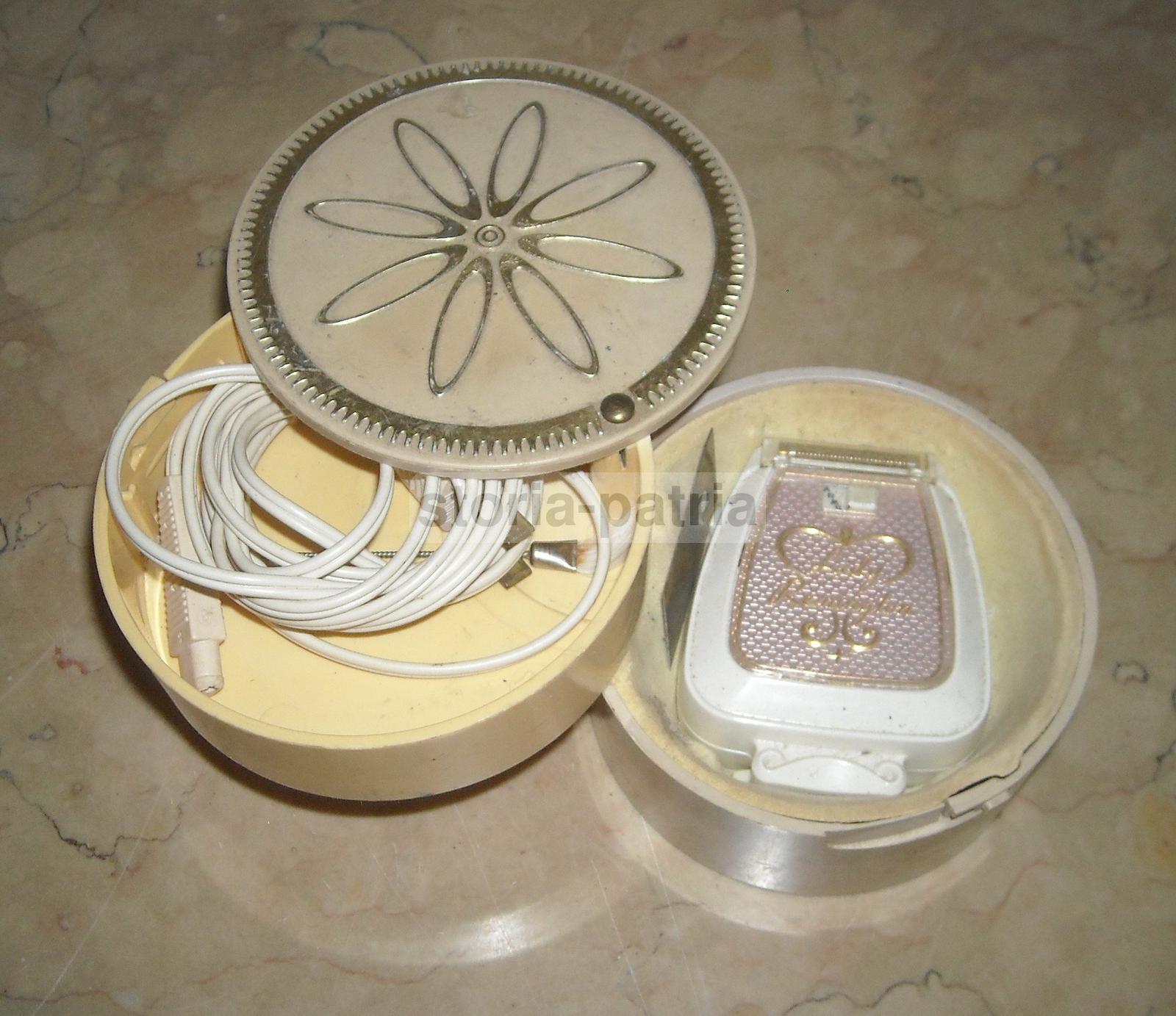 Barba, Peli, Depilazione, Cosmesi, Estetica Femminile, Grazioso Apparecchio d'Epoca immagine 1