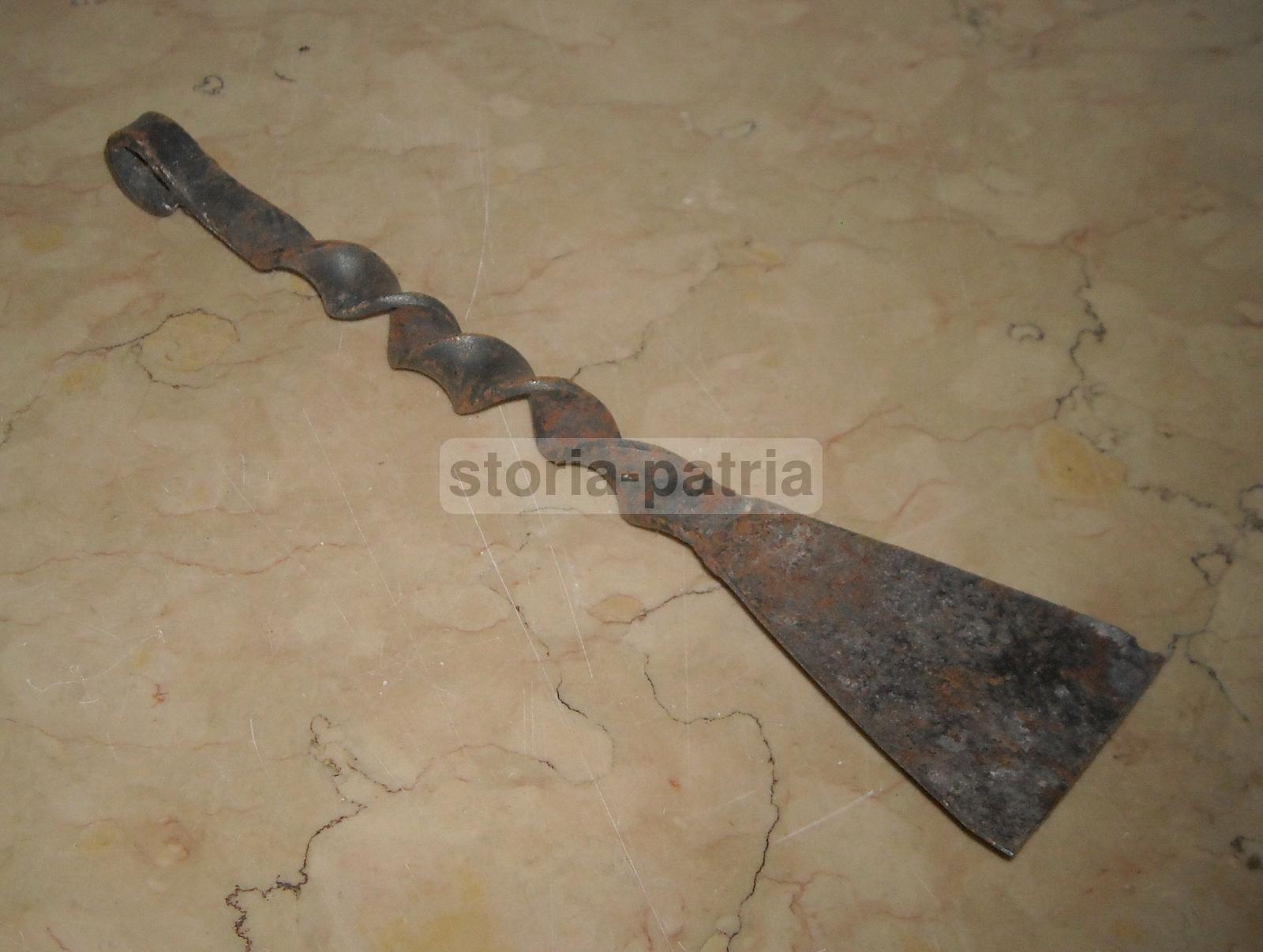 Ferro Battuto Da Collezione, Utile Raschietto, Utensile Da Campagna O Da Cucina immagine 4