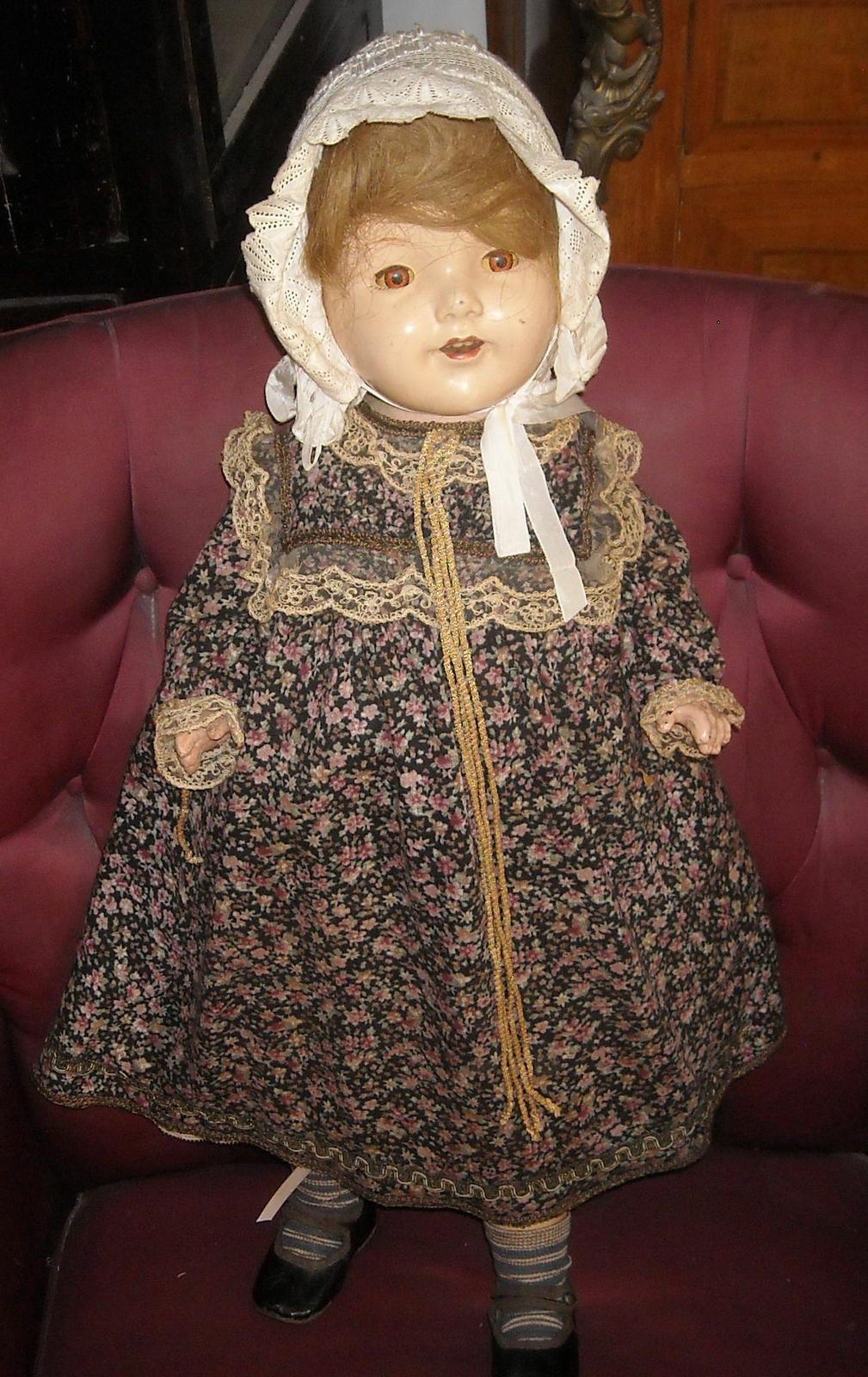 Graziosa Antica Bambola, Con Vestito E Cuffia E Scarpe, Bella E Da Collezione, Rara immagine 11