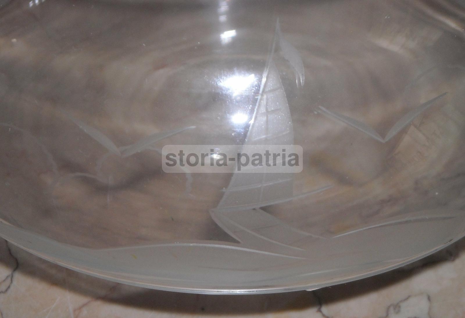 Graziosa Ciotola In Vetro, Con Decorazione Incisa, Marina Con Barca A Vela, Utile immagine 5