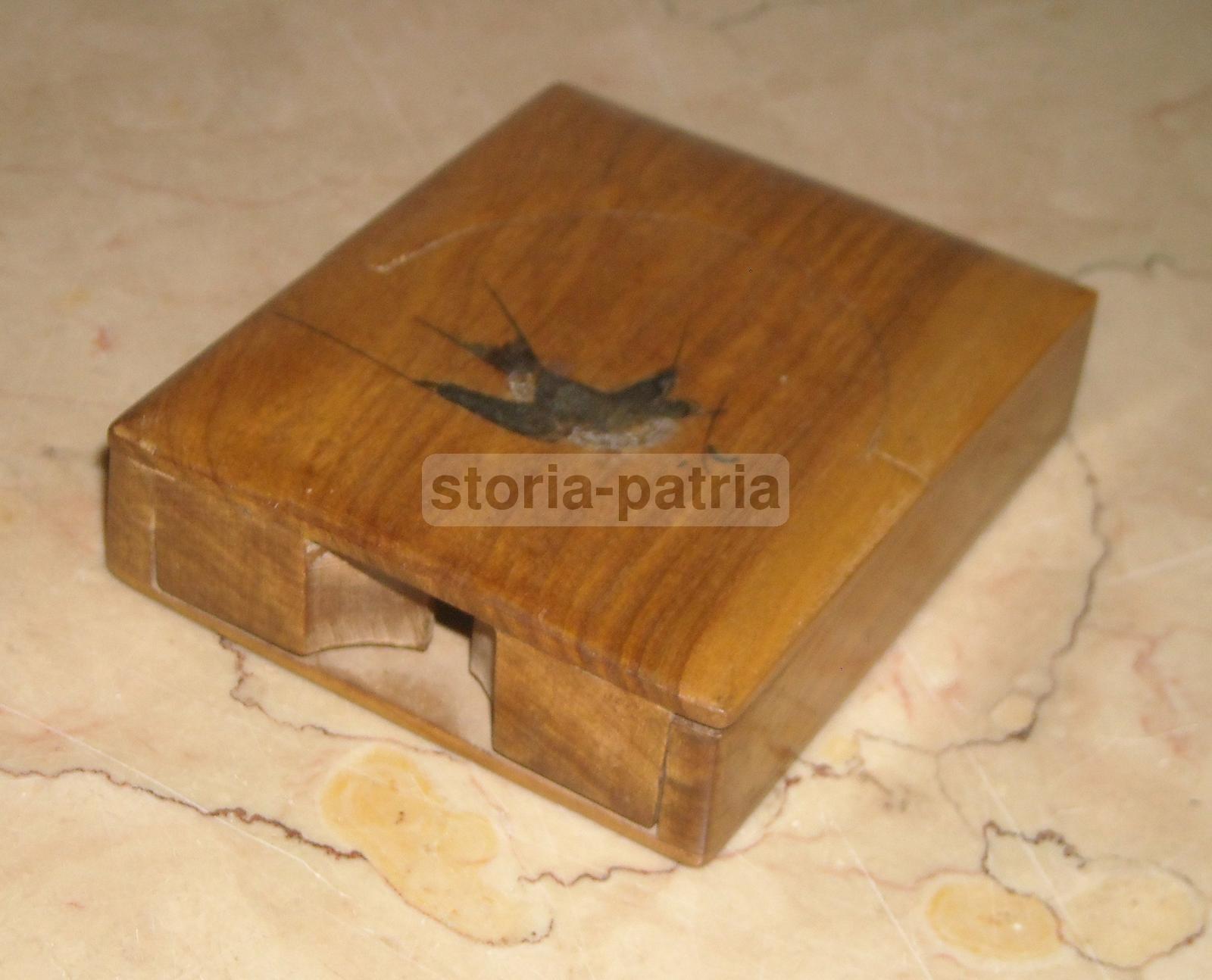 Grazioso Oggetto Da Collezione, Soprammobile d'Epoca, Astuccio Sorrentino, Orologio immagine 1