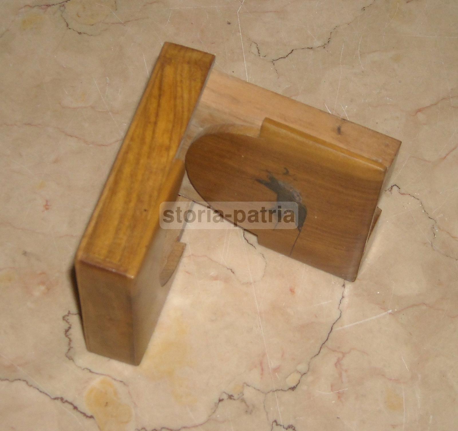 Grazioso Oggetto Da Collezione, Soprammobile d'Epoca, Astuccio Sorrentino, Orologio immagine 9