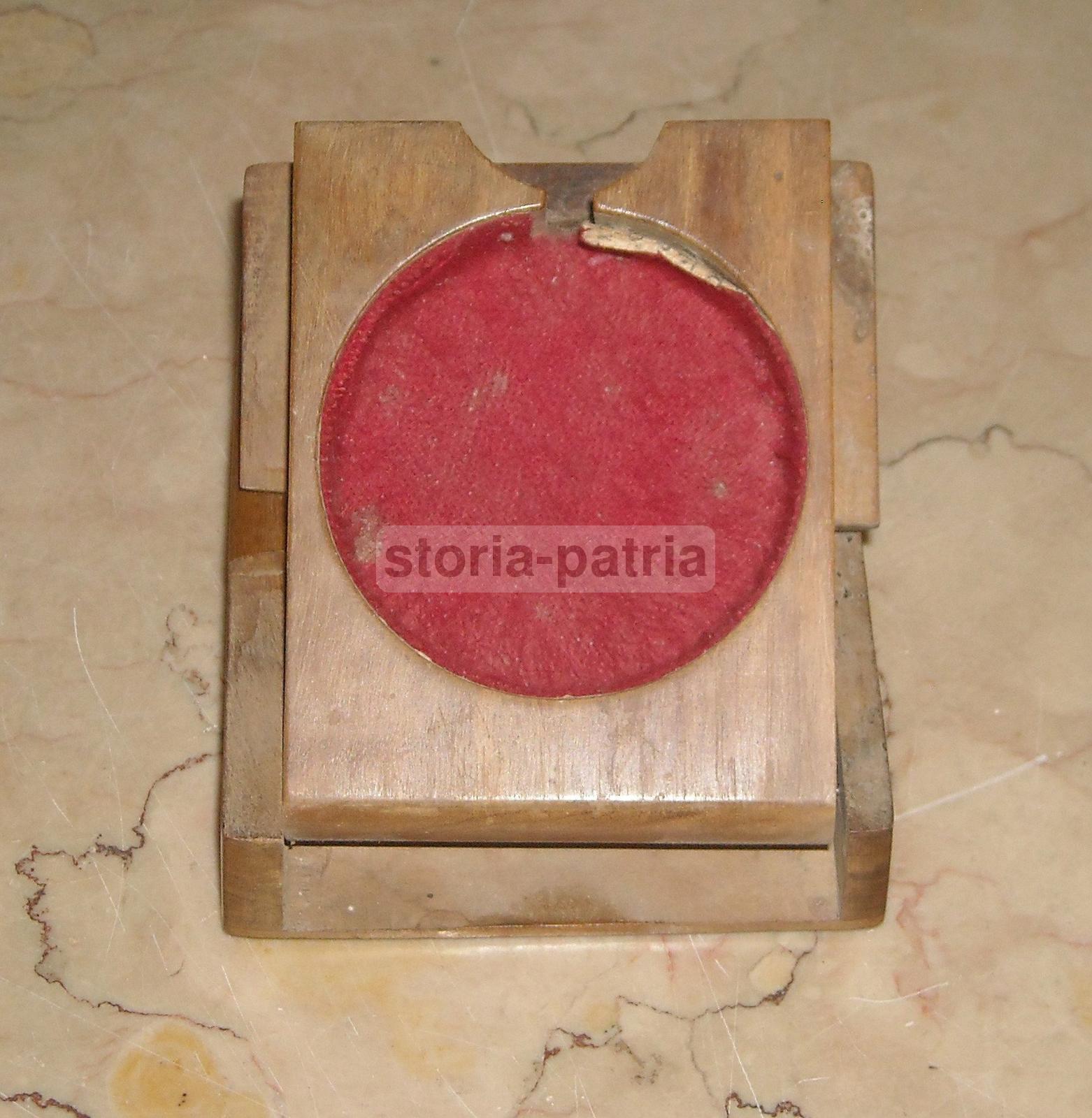 Grazioso Oggetto Da Collezione, Soprammobile d'Epoca, Astuccio Sorrentino, Orologio immagine 11