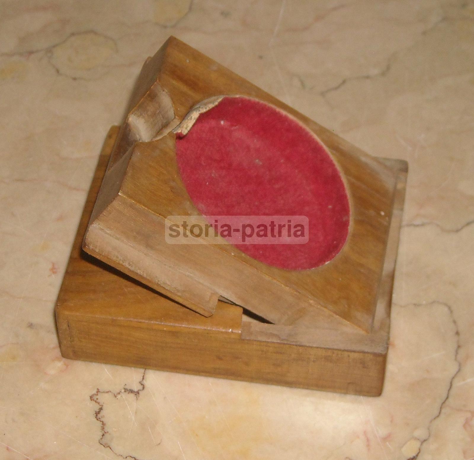 Grazioso Oggetto Da Collezione, Soprammobile d'Epoca, Astuccio Sorrentino, Orologio immagine 12