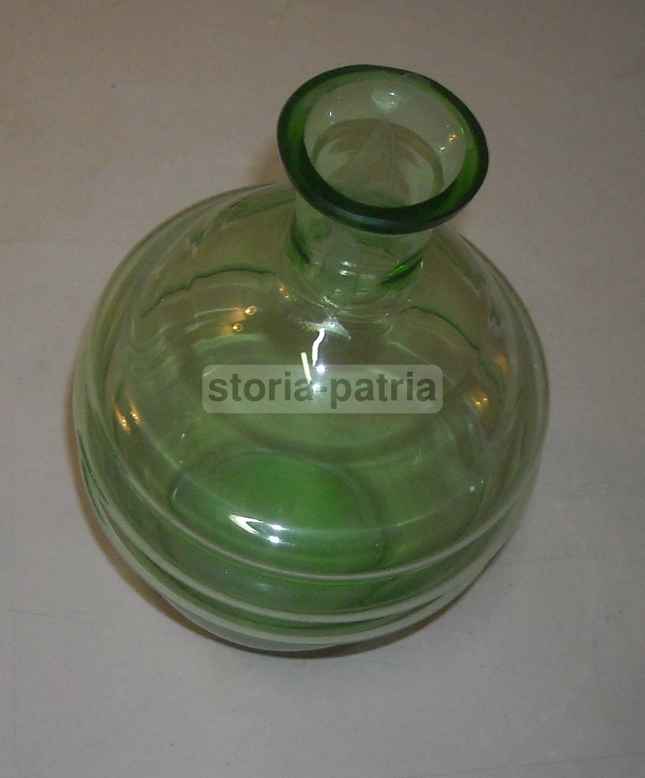 Soprammobili d'Epoca, Vetri Da Tavola, Servizio Decorativo, Vetro Verde, Bicchierini immagine 13