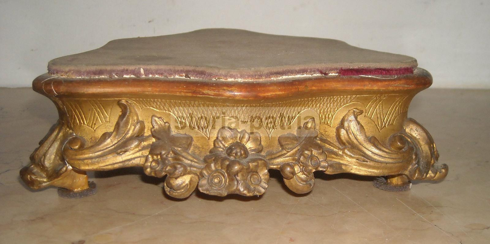 Utile E Decorativo Supporto, Antica Base, Fregi Dorati, Per Sculture O Porcellane immagine 4