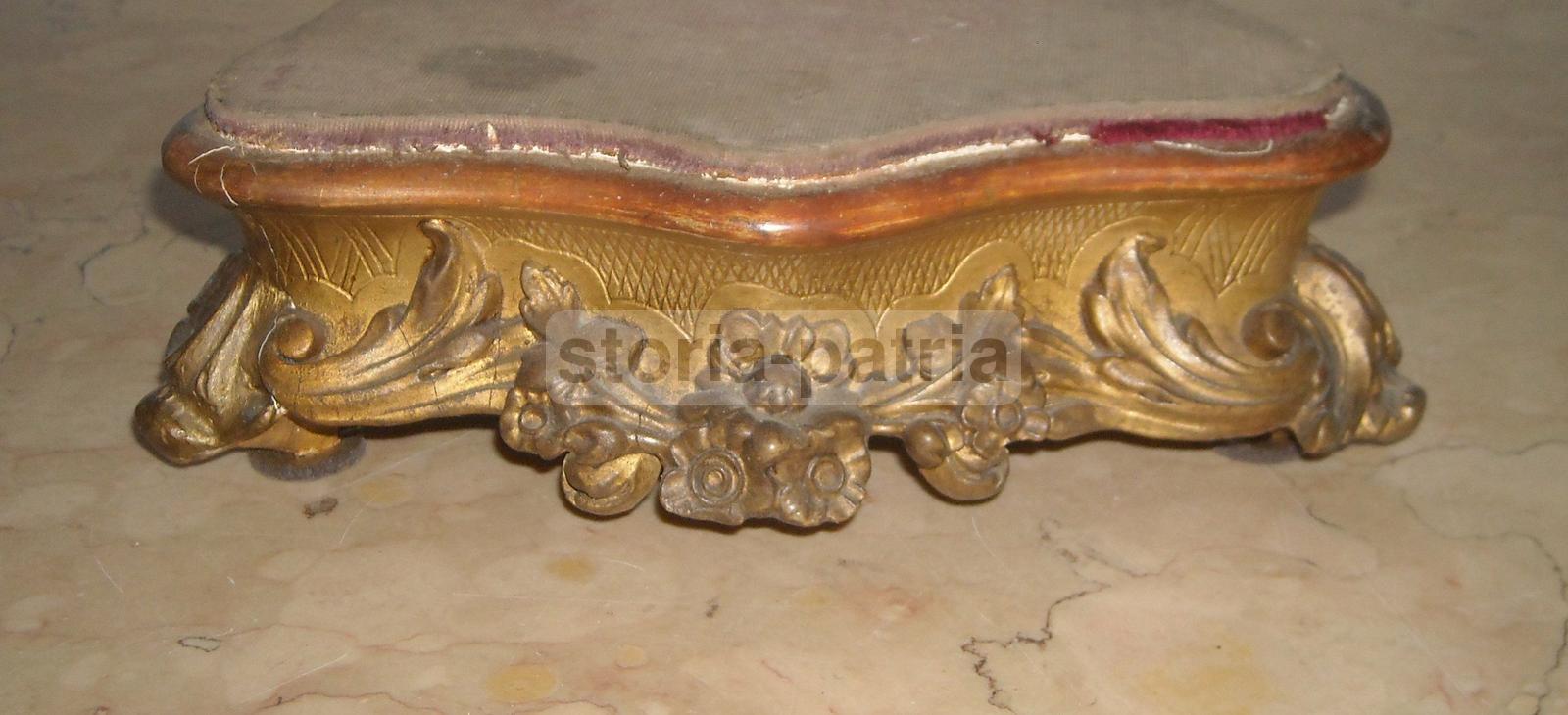 Utile E Decorativo Supporto, Antica Base, Fregi Dorati, Per Sculture O Porcellane immagine 7