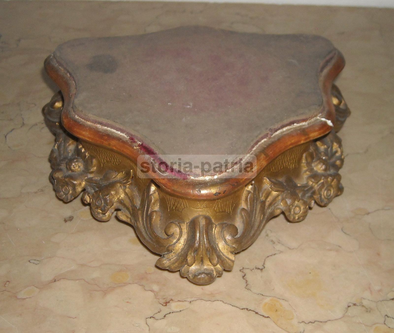 Utile E Decorativo Supporto, Antica Base, Fregi Dorati, Per Sculture O Porcellane immagine 8